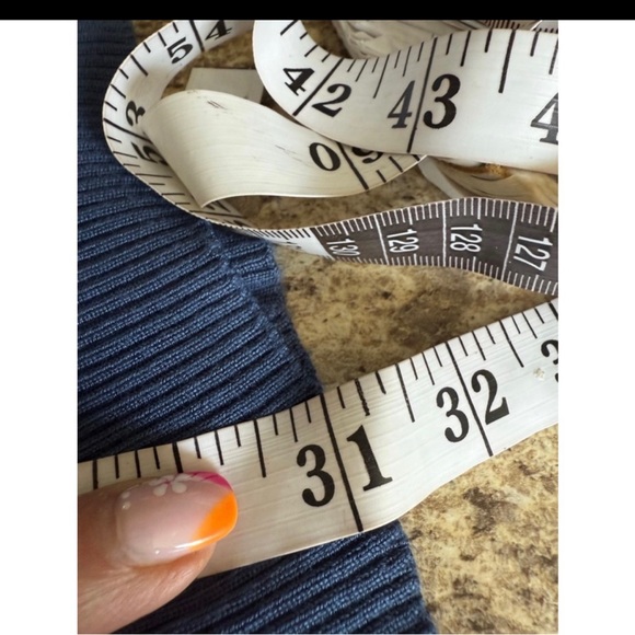 Alfani Men's Classic Blue Crewneck Sweater - Picture 3 of 11